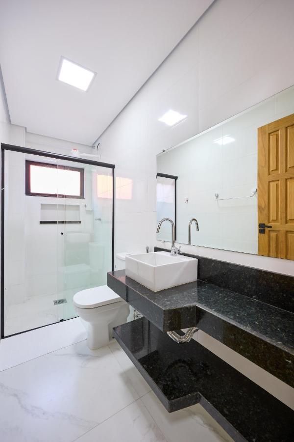 Casas 01 Ou 02 - Piscina, Churrasqueira, 150 Mt Mar, Quartos Com Ar Condicionado, Tv Smart 43, Ventilador Сasa de vacaciones Ubatuba