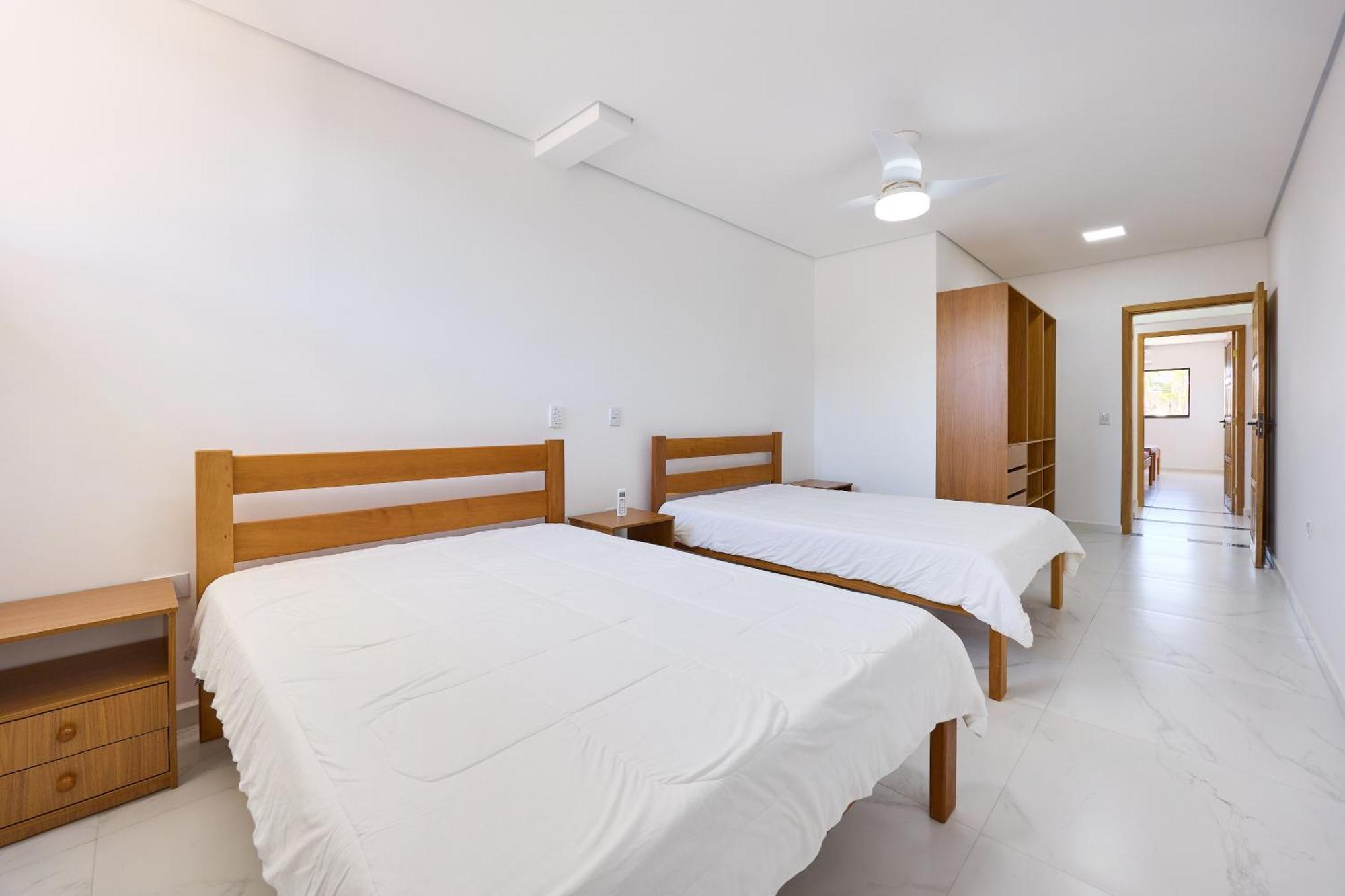 Сasa de vacaciones Casas 01 Ou 02 - Piscina, Churrasqueira, 150 Mt Mar, Quartos Com Ar Condicionado, Tv Smart 43, Ventilador Ubatuba